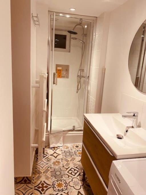 Appartement Leonard, Comme A La Maison - Vieux Lilla Esterno foto
